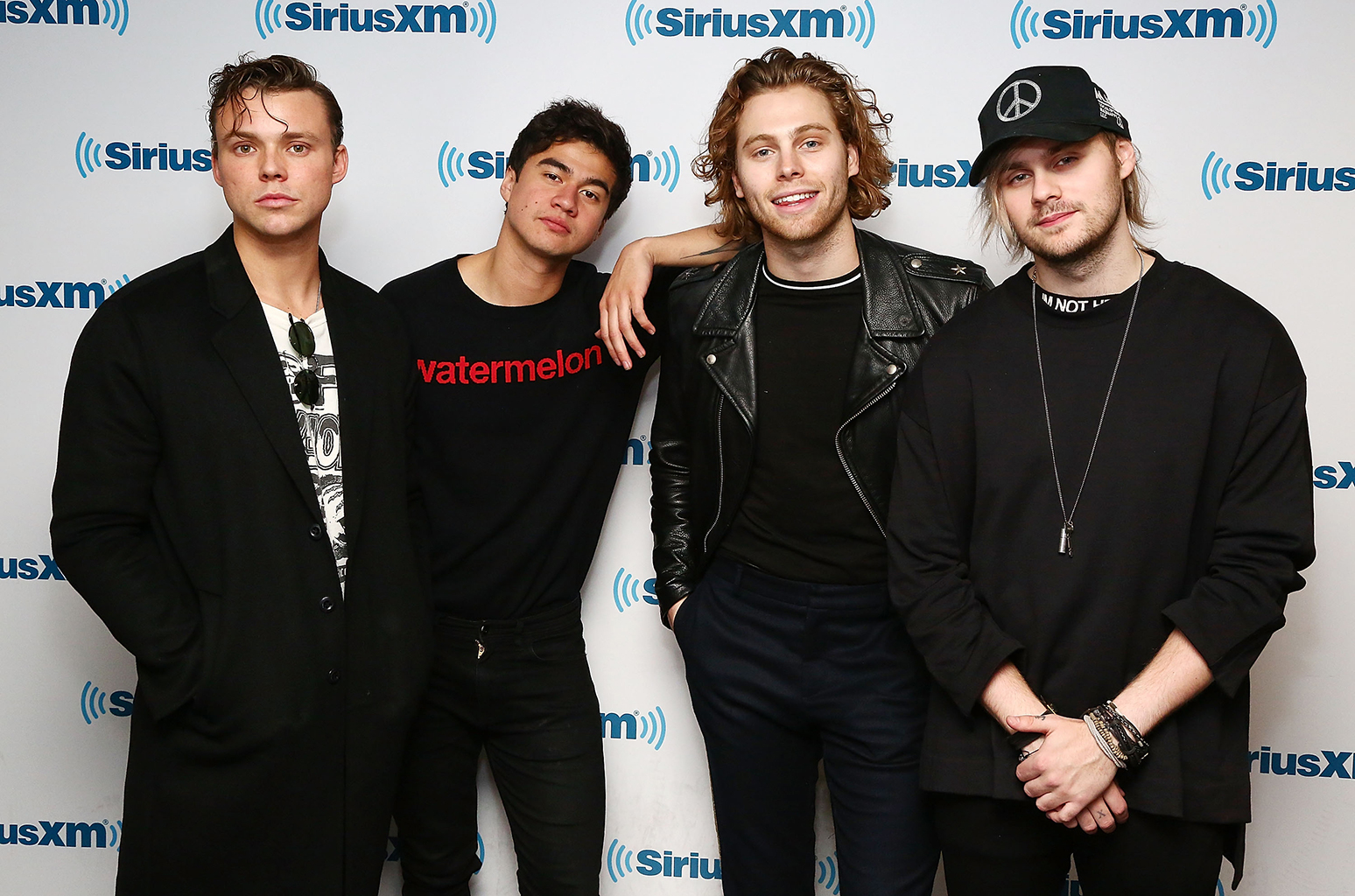 Группа 5. Группа 5 seconds of Summer. 5 Seconds of Summer 2020. Группа 5 seconds of Summer люк. 5 Seconds of Summer 2021.